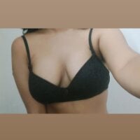 cherriesontop model avatar