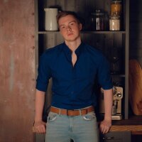 TooSexyRex's Offline Chat Room