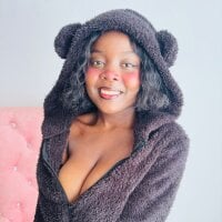 zuri_petit webcam model