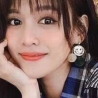 غرفة دردشة Aaliyah-H دون اتصال