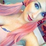 sophialocke Adlı Modelin Çevrimdışı Sohbet Odası