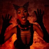 Izzie_SugarLive Webcam