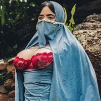 janna_isa's Profile Pic