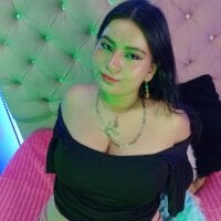 Model curvy_cristal_4