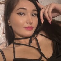 Queen_Stripchatur Adlı Modelin Çevrimdışı Sohbet Odası