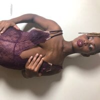 Sexxybellabee's Offline Chat Room