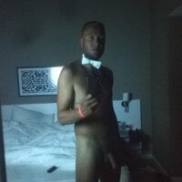 NakedInLatvia's Offline Chat Room