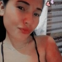 HotNaughtyGirl23 webcam model