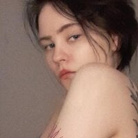 flashing-phantom's Offline Chat Room