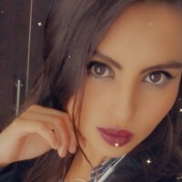 chantal_fox_'s Offline Chat Room