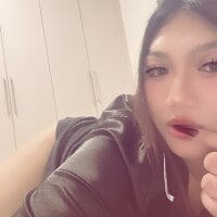 Lou_heart webcam