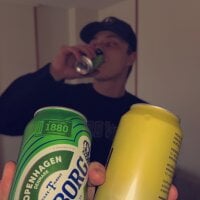 غرفة دردشة bigdirtyballs98 دون اتصال