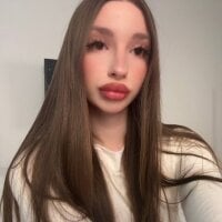 khloeyourangel model avatar