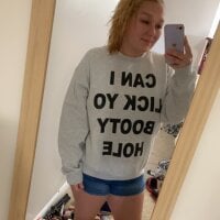 Stacie_Lynn's Offline Chat Room