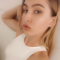 Mr_And_Mrs_Kiss webcam