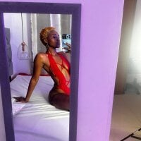 Amira_Davis