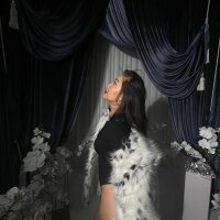 MaureenEarnest's Offline Chat Room