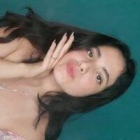 Phòng Chat Ngoại tuyến Cristal_yam