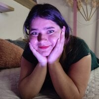 estrella_gold webcam model