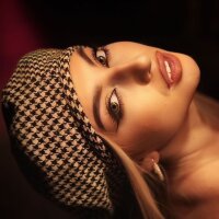 AbbyBellucci_Pink's Offline Chat Room