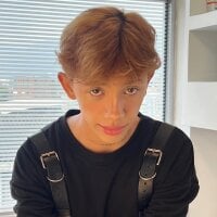Tomy_Rox Free Live Webcam Show & XXX Chat | xHamsterLive