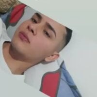 justynn_'s Profile Pic