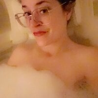 winestaindlips webcam model