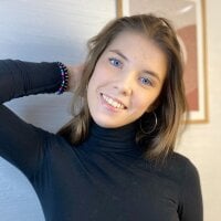 TerriBrooks' Offline Chat Room