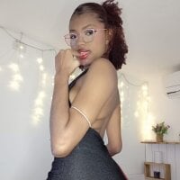 EimyJones_ webcam model