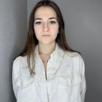 LucettaCoppedge offline chatrum