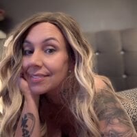blondebitch2's Profile Pic
