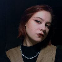 BROWN---EYES Adlı Modelin Çevrimdışı Sohbet Odası