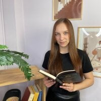ChloeKlm's Offline Chat Room