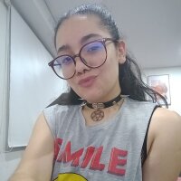 _BlackVelvet Adlı Modelin Çevrimdışı Sohbet Odası