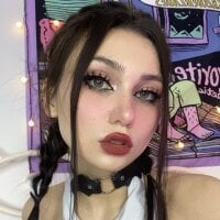 KellyRogerss' Offline Chat Room