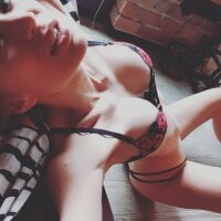-AfricaYaaa- webcam