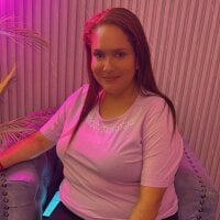 Evaa_white webcam model