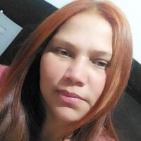 Bilik Sembang Luar Talian dania_dolcee