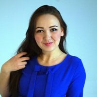 GinaGalaxy Adlı Modelin Çevrimdışı Sohbet Odası