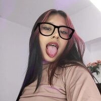 _Naamiii_ webcam