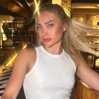 auriangel111 webcam model