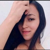 Modelo Webcam Yailin_18: Chat & Show de Sexo en Vivo Gratis | Stripchat