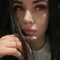 NestiBree's Offline Chat Room