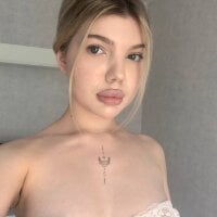 MiiaDoll