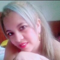 lunita2110 webcam