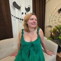 VestaWoody webcam model