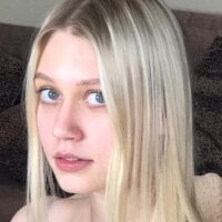 Maryl_moor fully nude on webcam for live porn video chat