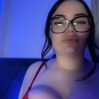 shellybttnxxx69 webcam model