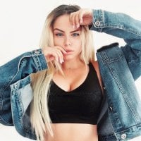 MandyPeony Adlı Modelin Çevrimdışı Sohbet Odası