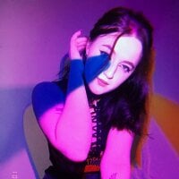 luna_berryy's Avatar Pic